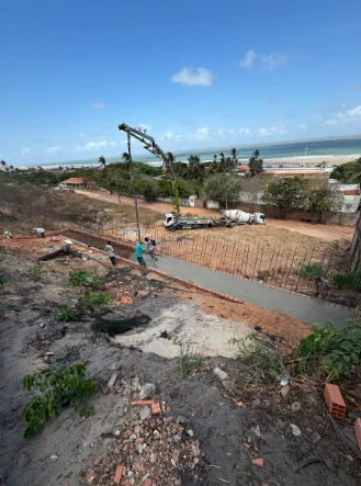 Obra de contenção de encosta em São Luís